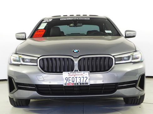 Used 2023 BMW 530i w/ Convenience Package RWD image 3