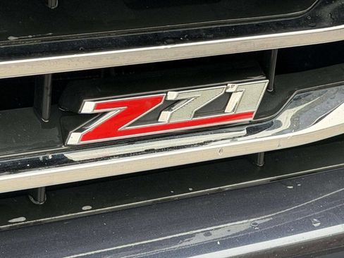 Used 2018 Chevrolet Silverado 1500 LTZ Z71 w/ Centennial Edition image 15