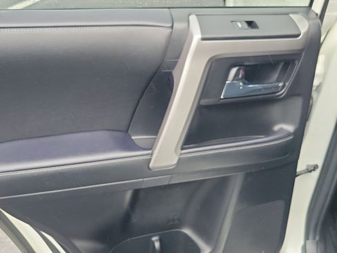 Used 2023 Toyota 4Runner Limited image 12