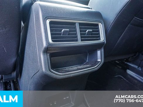 Used 2024 Volkswagen Atlas Cross Sport SE FWD image 57