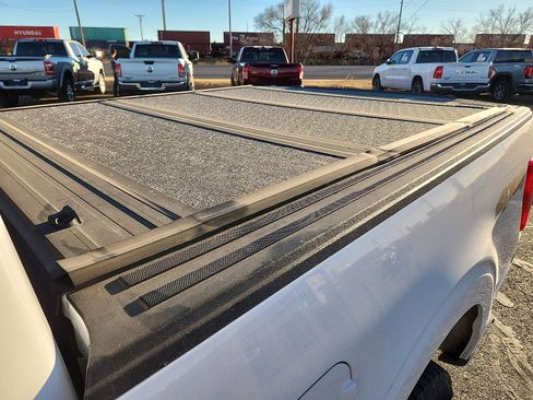 Used 2023 Ford F150 XLT image 9