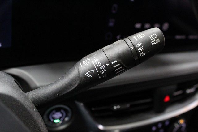 Used 2024 Buick Encore GX Preferred FWD image 25