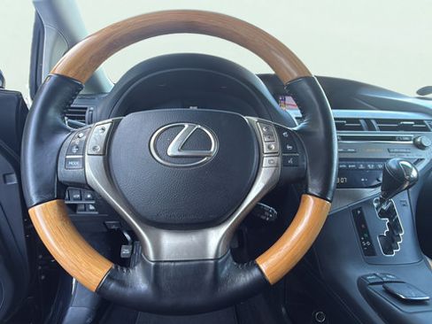 Used 2014 Lexus RX 450h FWD image 16