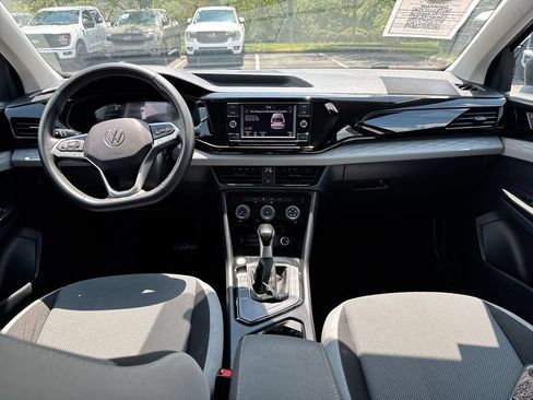 Used 2024 Volkswagen Taos S FWD image 10