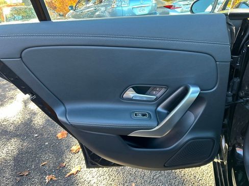 Used 2025 Mercedes-Benz CLA 250 4MATIC image 23