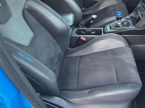 Used 2017 Ford Focus RS image 29