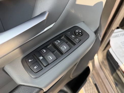 Used 2020 RAM 1500 Big Horn AWD/4WD image 18