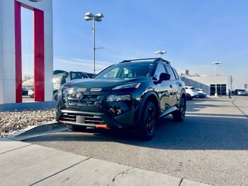 New 2026 Nissan Rogue SV AWD/4WD image 2