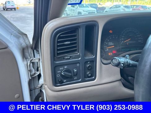 Used 2006 Chevrolet Silverado 1500 LT w/ Light Duty Power Package RWD image 12