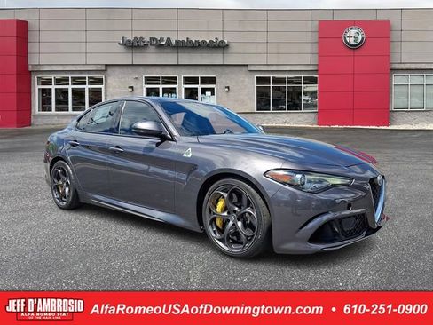 Used 2017 Alfa Romeo Giulia Quadrifoglio RWD image 1