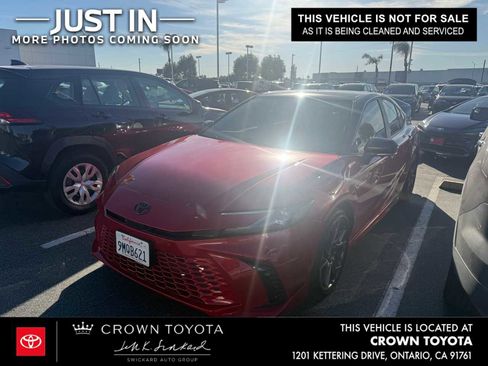 Used 2025 Toyota Camry XSE image 1