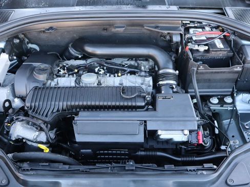 Used 2016 Volvo XC60 T5 Premier image 39