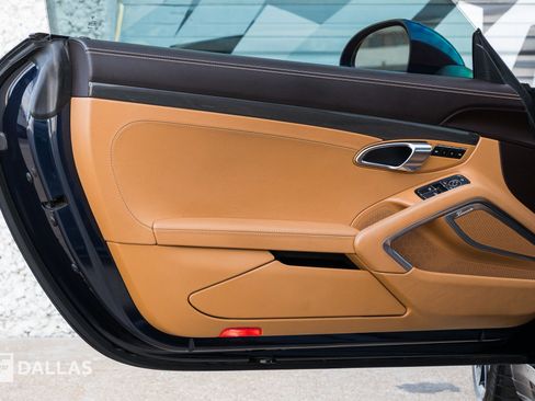 Used 2018 Porsche 911 Turbo S image 24