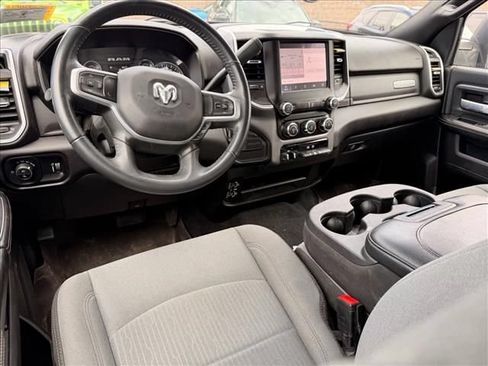 Used 2024 RAM 2500 Big Horn AWD/4WD image 11