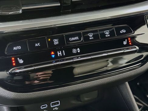 Used 2024 Buick Envista Avenir image 23