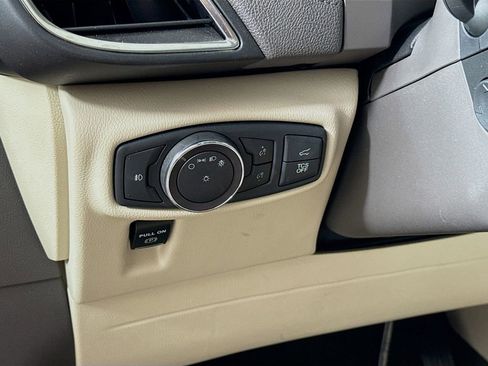 Used 2019 Lincoln Nautilus Reserve image 10