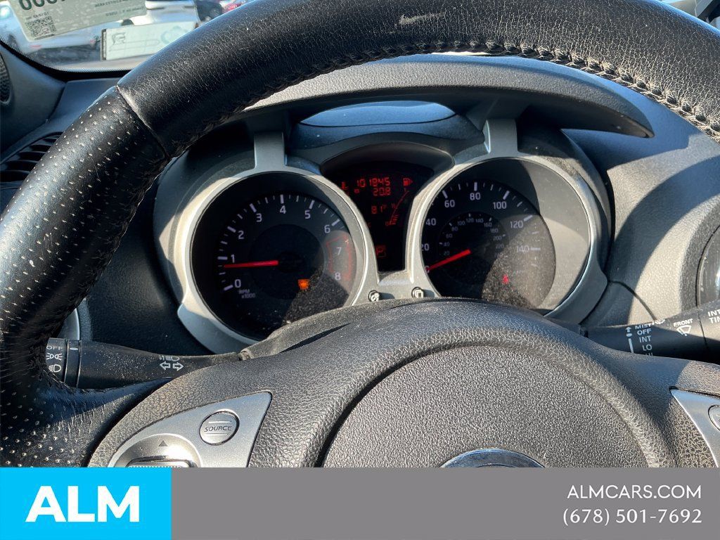 Used 2013 Nissan Juke SV FWD image 16