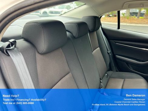 Used 2022 MAZDA MAZDA3 s FWD image 16