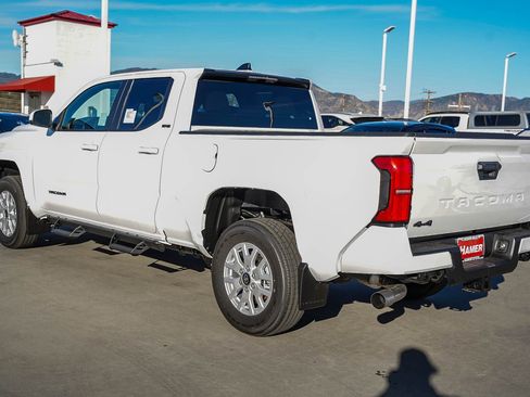 New 2025 Toyota Tacoma SR5 image 7