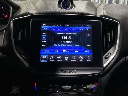 Used 2017 Maserati Ghibli S image 5