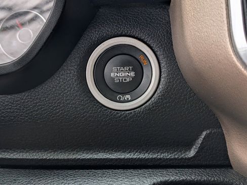 Used 2020 RAM 1500 Laramie image 9