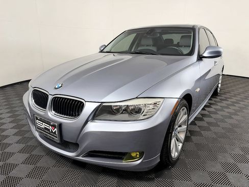 Used 2011 BMW 328i Sedan RWD image 3
