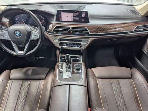 Used 2020 BMW 750i xDrive 750i xDrive w/ Executive Package image 6