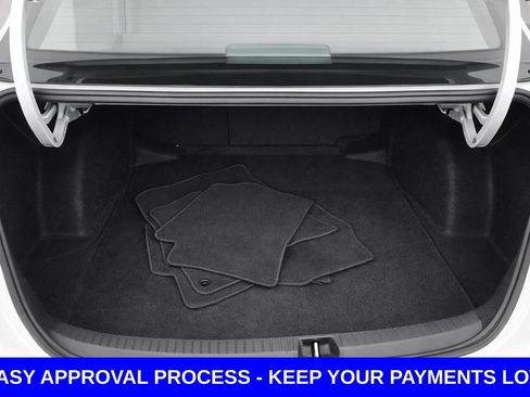 Used 2022 Toyota Corolla L FWD image 18