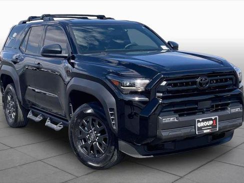 Certified 2025 Toyota 4Runner SR5 AWD/4WD image 3