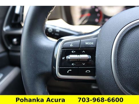Used 2022 Kia Sorento S image 12