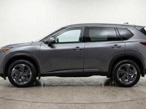 Used 2025 Nissan Rogue SV AWD/4WD image 5
