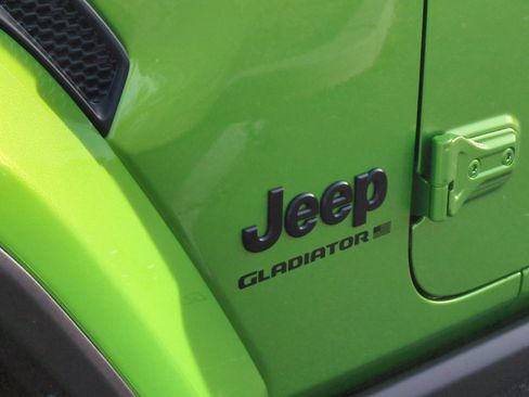 New 2026 Jeep Gladiator Willys image 24