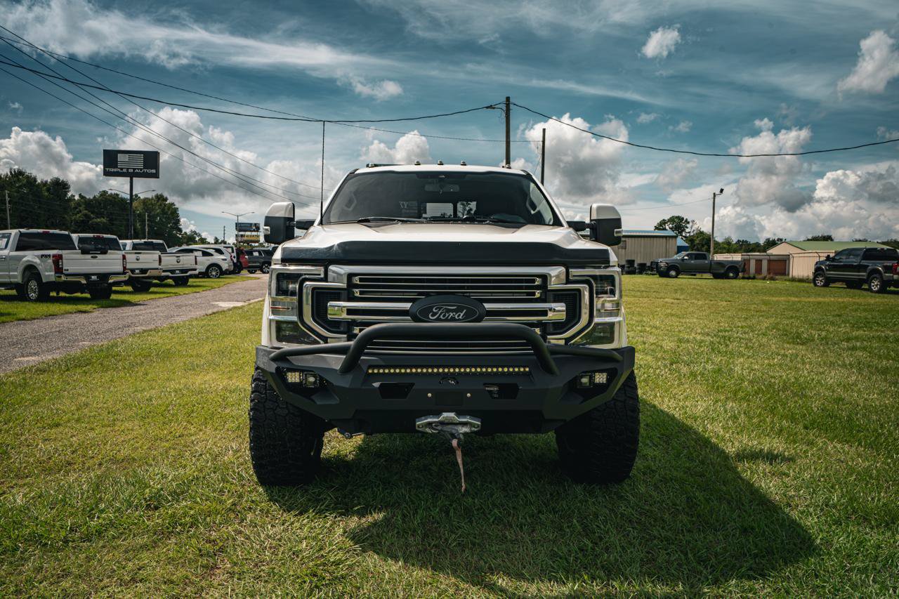 Used 2022 Ford F250 Limited AWD/4WD image 2