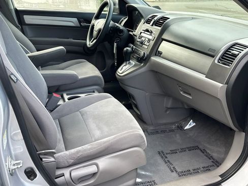 Used 2011 Honda CR-V SE image 8