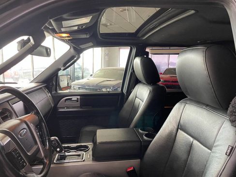 Used 2015 Ford Expedition Limited w/ Equipment Group 301A image 16