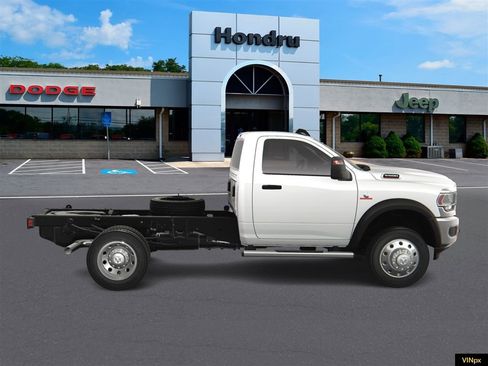 New 2024 RAM 5500 Tradesman image 9