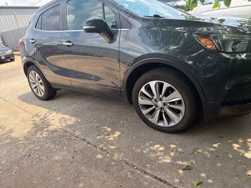 Used 2018 Buick Encore Preferred FWD image 2