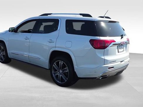 Certified 2017 GMC Acadia Denali w/ Technology Package FWD image 2