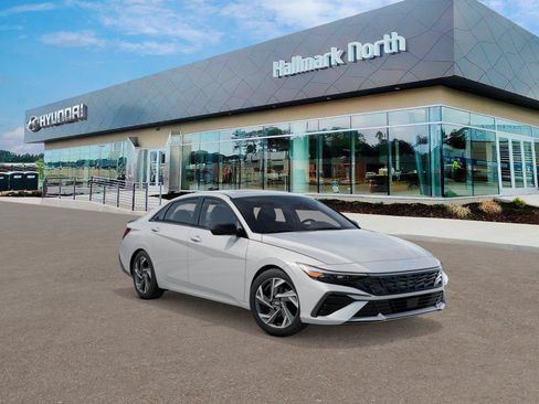 New 2026 Hyundai Elantra SEL Sport Premium FWD image 2