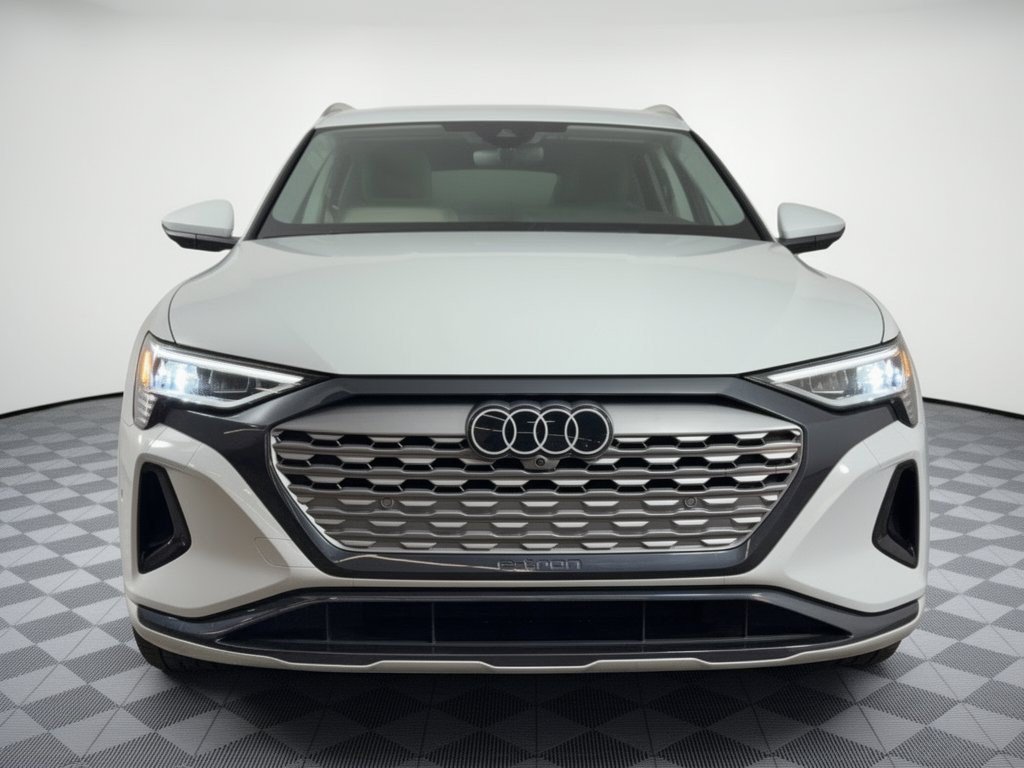 Certified 2024 Audi Q8 e-tron Premium Plus AWD/4WD image 6