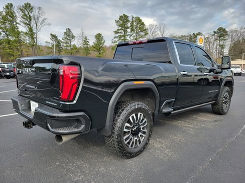 Used 2024 GMC Sierra 2500 Denali Ultimate w/ Max Trailering Package image 5