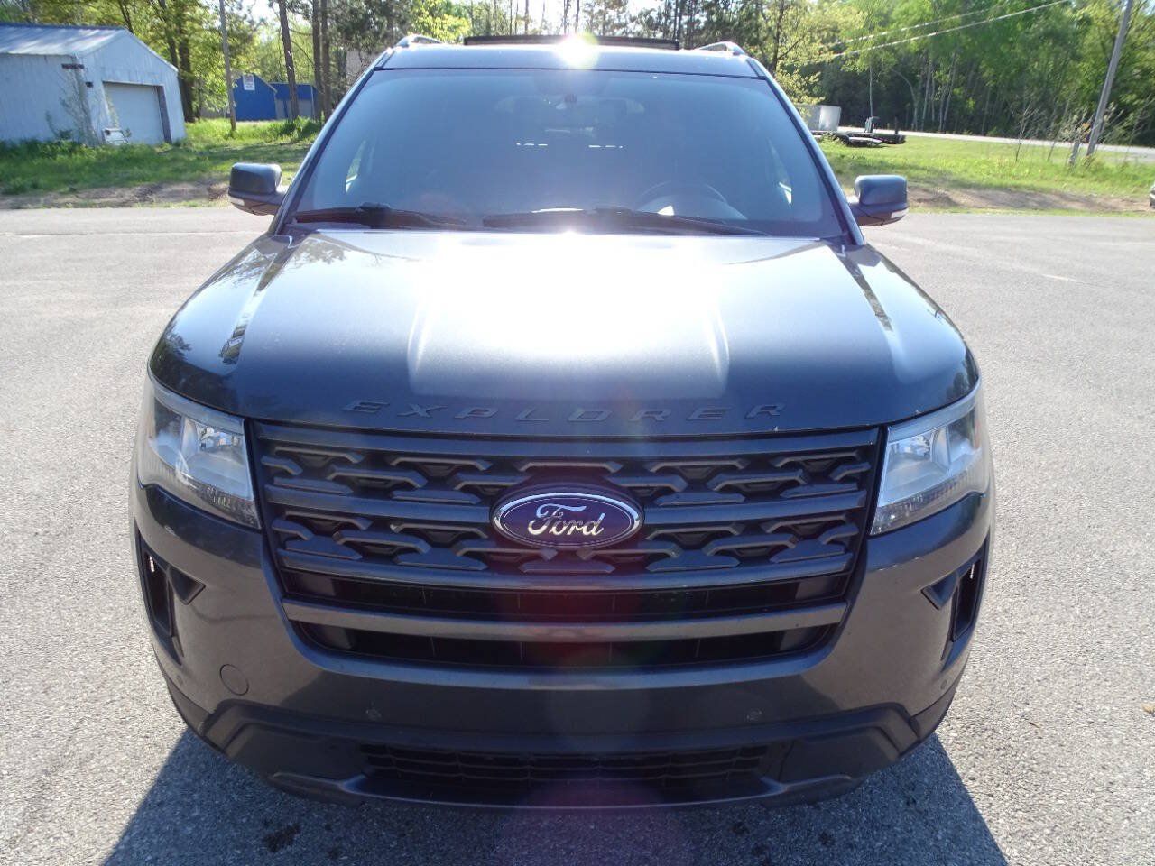 Used 2019 Ford Explorer AWD XLT w/ XLT Sport Appearance Package image 6
