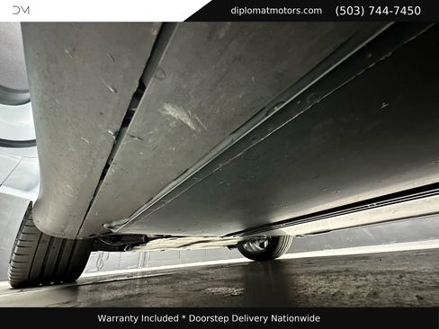 Used 2022 Tesla Model Y Performance image 44