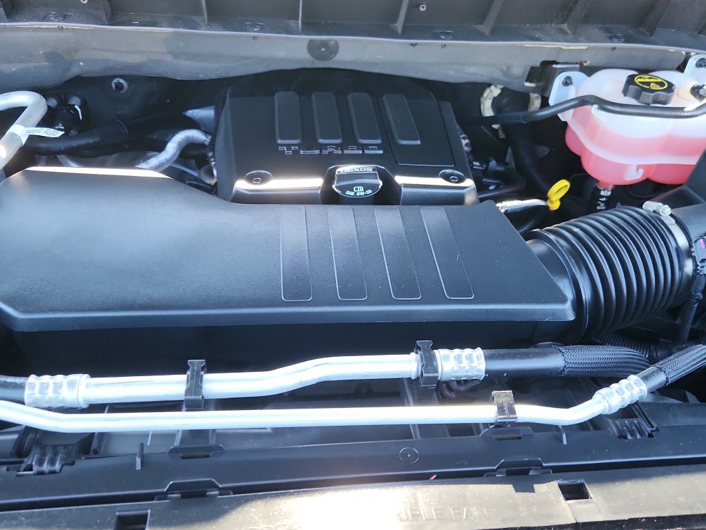 Used 2024 Chevrolet Silverado 1500 Custom AWD/4WD image 17