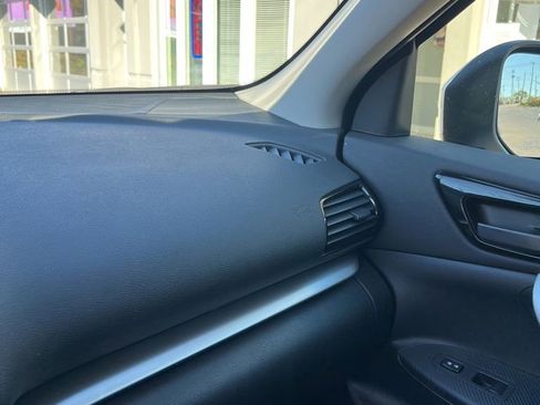 Used 2022 Mitsubishi Eclipse Cross ES image 22