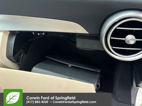 Used 2018 Mercedes-Benz C 300 Sedan image 9