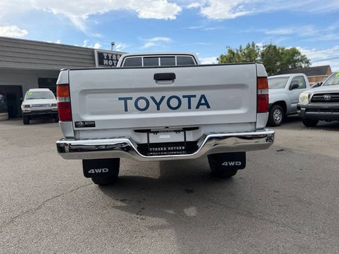 Used 1991 Toyota Pickup Deluxe AWD/4WD image 45
