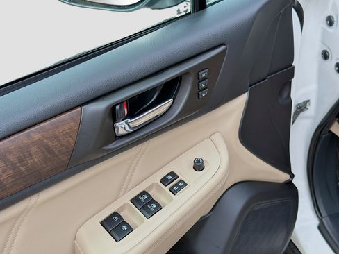 Used 2018 Subaru Outback 2.5i Limited image 22