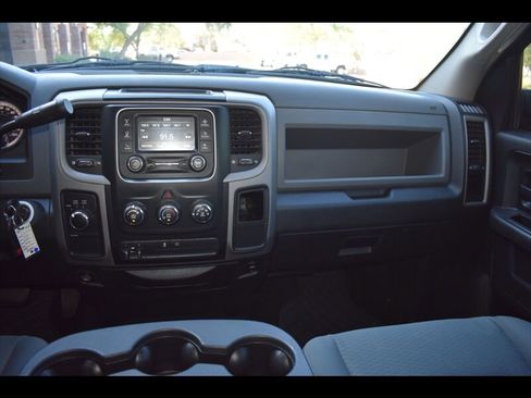 Used 2015 RAM 2500 Tradesman w/ Chrome Appearance Group image 29