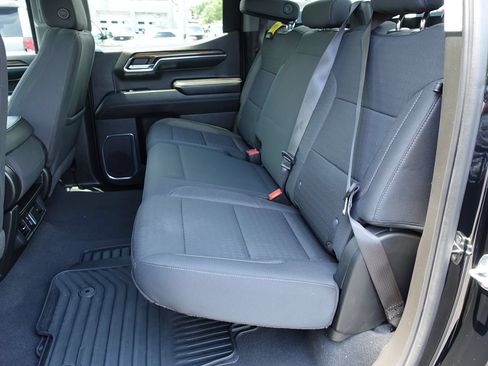 Used 2024 Chevrolet Silverado 1500 LT AWD/4WD image 25